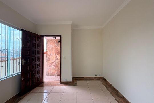 Sala de casa à venda com 2 quartos, 125m² em Jardim Santo André, Santo André