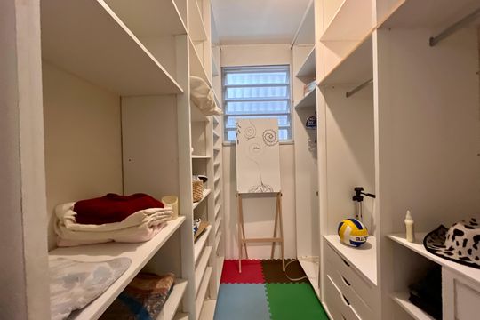 Closet da suíte de apartamento para alugar com 2 quartos, 104m² em Jardim Botânico, Rio de Janeiro