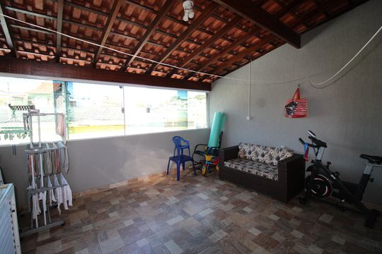 Área de Serviço de casa à venda com 3 quartos, 98m² em Vila Jacuí, São Paulo