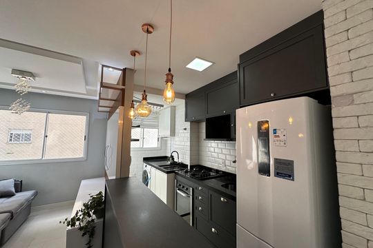 Cozinha de apartamento à venda com 2 quartos, 51m² em Centro, Barueri