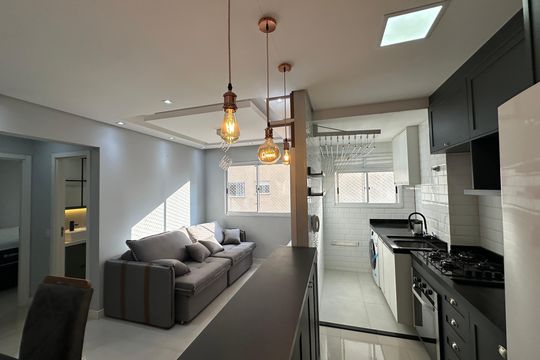 Cozinha de apartamento à venda com 2 quartos, 51m² em Centro, Barueri