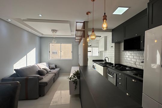 Sala de apartamento à venda com 2 quartos, 51m² em Centro, Barueri