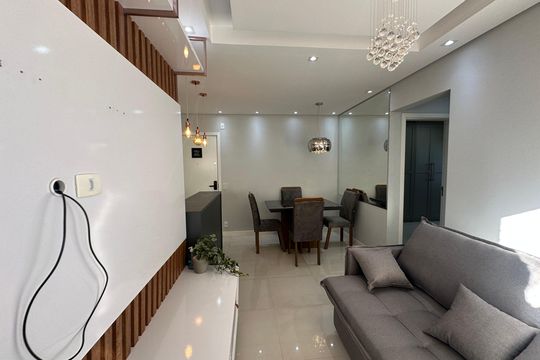 Sala de apartamento à venda com 2 quartos, 51m² em Centro, Barueri