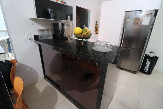 Cozinha de casa para alugar com 2 quartos, 110m² em Jardim Europa, Uberlândia