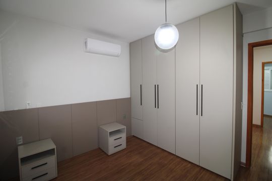 Quarto 2 de casa à venda com 2 quartos, 120m² em Parque Sao Domingos, São Paulo
