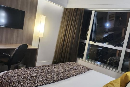 Sala de kitnet/studio para alugar com 1 quarto, 28m² em Serra, Belo Horizonte
