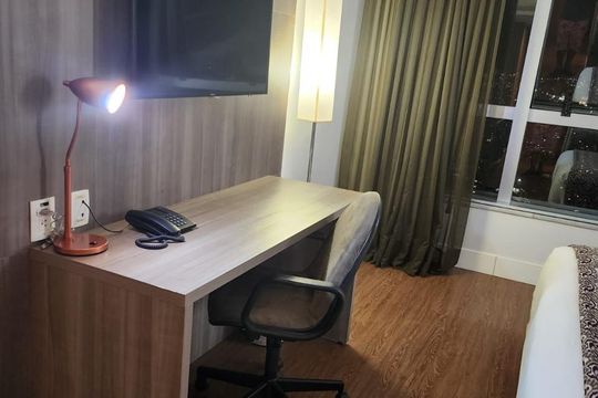 Quarto de kitnet/studio à venda com 1 quarto, 28m² em Serra, Belo Horizonte