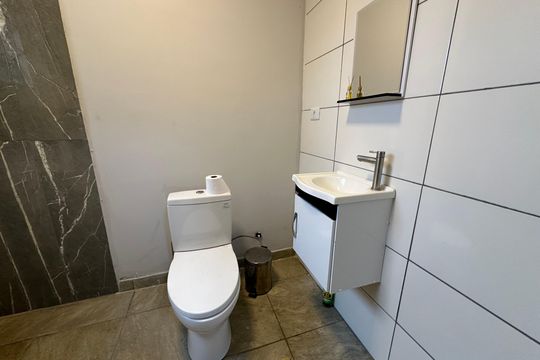 Banheiro de casa para alugar com 1 quarto, 38m² em Parque Viana, Barueri