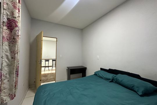 Quarto de casa para alugar com 1 quarto, 38m² em Parque Viana, Barueri