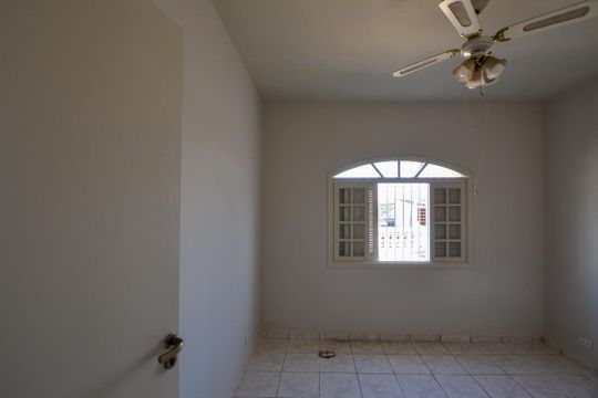 Suíte de casa para alugar com 4 quartos, 250m² em Jardim São Jorge, São Paulo
