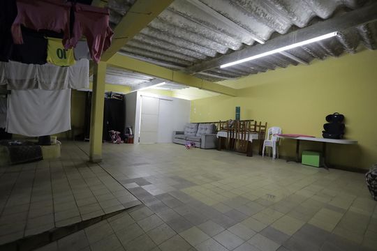 Quintal 2 de casa à venda com 3 quartos, 300m² em Parque Oratório, Santo André