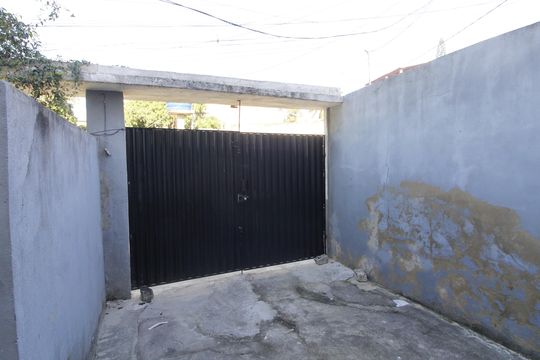 Área externa de kitnet/studio para alugar com 1 quarto, 40m² em Porto do Carro, Cabo Frio