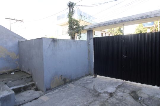 Área externa de kitnet/studio para alugar com 1 quarto, 40m² em Porto do Carro, Cabo Frio