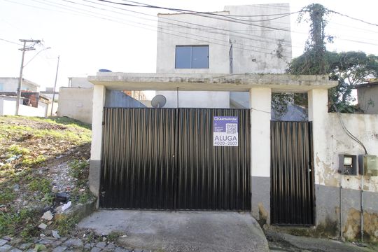 Fachada de kitnet/studio para alugar com 1 quarto, 40m² em Porto do Carro, Cabo Frio