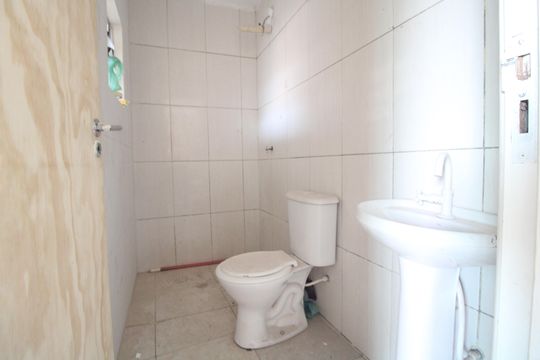 Banheiro de apartamento para alugar com 1 quarto, 45m² em Jardim Morais Prado, São Paulo