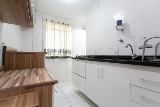 Cozinha - Armários de apartamento à venda com 2 quartos, 57m² em Conjunto Residencial José Bonifácio, São Paulo