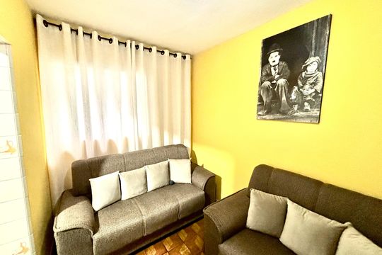 Sala de casa à venda com 6 quartos, 210m² em Cidade Líder, São Paulo