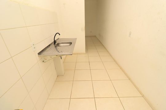 Cozinha de apartamento para alugar com 2 quartos, 41m² em Fazenda Grande Iv, Salvador