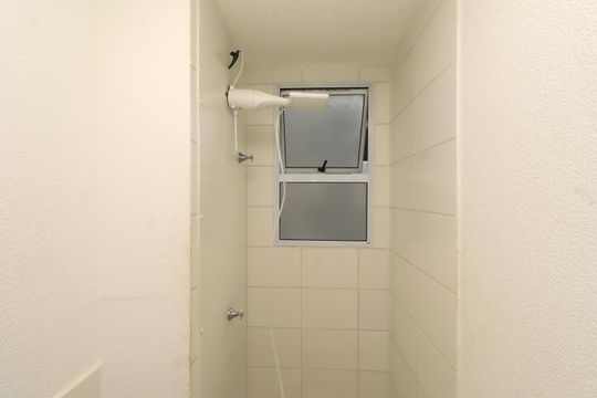 Banheiro de apartamento para alugar com 2 quartos, 41m² em Fazenda Grande Iv, Salvador