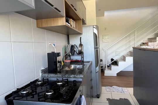 Cozinha de apartamento para alugar com 3 quartos, 122m² em Morro Nova Cintra, Santos