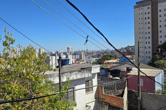 Vista de casa à venda com 1 quarto, 140m² em Jardim do Papai, Guarulhos