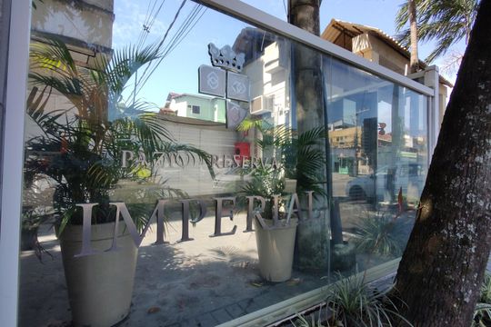 Fachada do condomínio de apartamento para alugar com 2 quartos, 50m² em Taquara, Rio de Janeiro