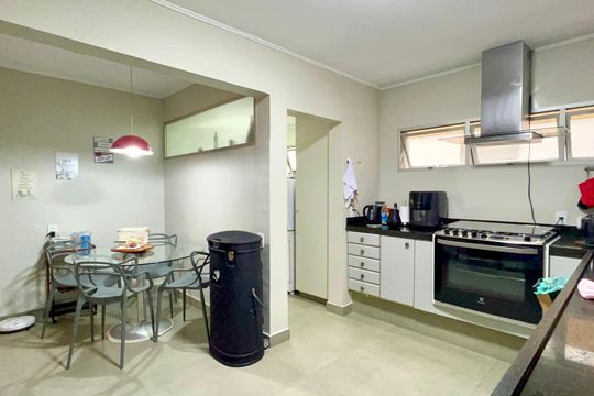 Cozinha de apartamento à venda com 3 quartos, 170m² em Jardim Paulista, São Paulo