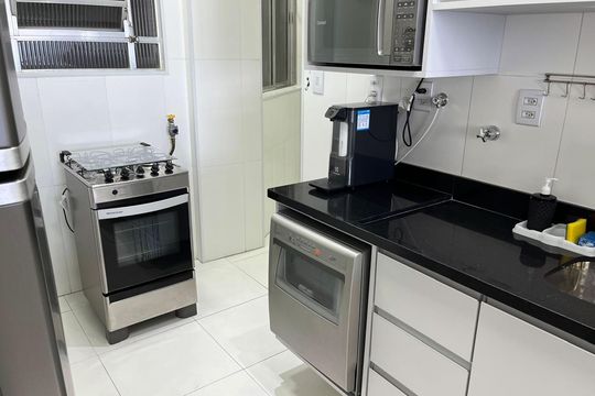 Cozinha de apartamento para alugar com 3 quartos, 140m² em José Menino, Santos