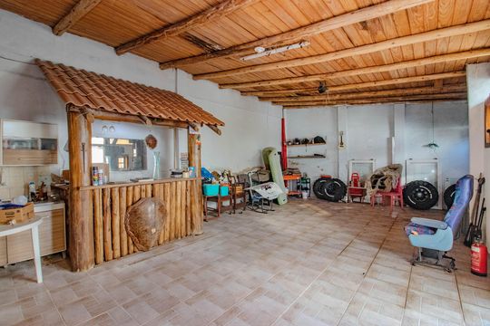 Área externa de casa de condomínio para alugar com 2 quartos, 110m² em Vila Ipiranga, Porto Alegre