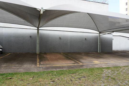 Garagem (2 vagas) de apartamento para alugar com 3 quartos, 93m² em Serra, Belo Horizonte