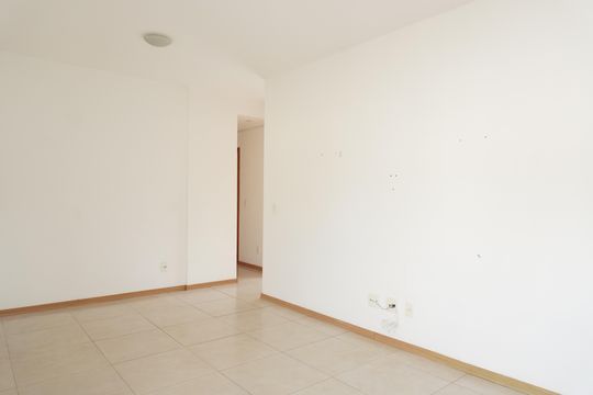 Sala  de apartamento para alugar com 3 quartos, 93m² em Serra, Belo Horizonte