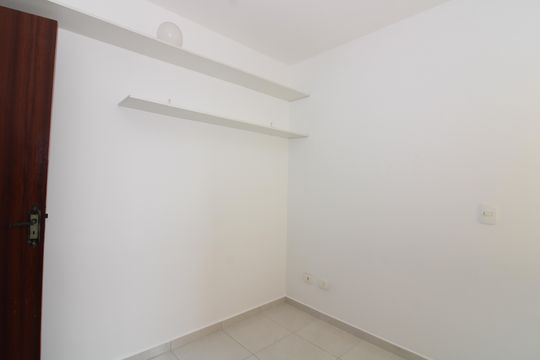 Suíte 1 de casa de condomínio para alugar com 2 quartos, 80m² em Vila Ré, São Paulo