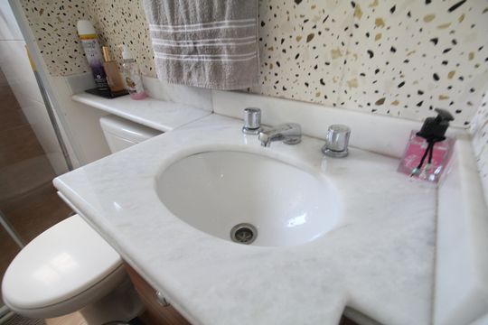 Banheiro de apartamento para alugar com 2 quartos, 45m² em Vila Andrade, São Paulo