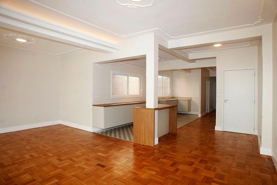 Sala de apartamento à venda com 3 quartos, 140m² em Bom Fim, Porto Alegre