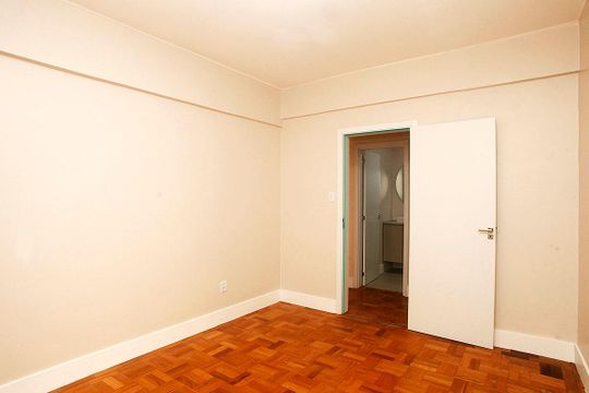 Quarto 3 de apartamento à venda com 3 quartos, 140m² em Bom Fim, Porto Alegre