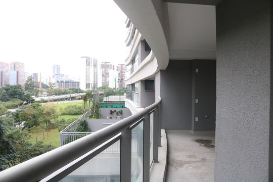 Varanda de apartamento à venda com 3 quartos, 136m² em Água Branca, São Paulo