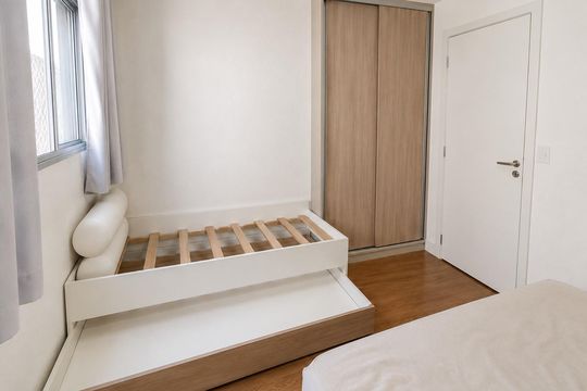 Quarto 1 de apartamento para alugar com 1 quarto, 49m² em Mário Quintana, Porto Alegre
