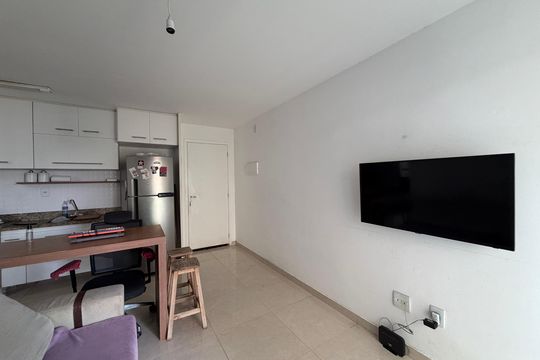 Sala  de apartamento à venda com 1 quarto, 37m² em Taquara, Rio de Janeiro