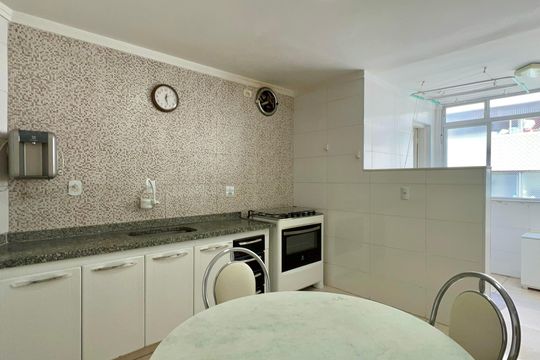 Cozinha de apartamento à venda com 2 quartos, 109m² em Paraíso, São Paulo
