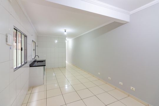 Sala de casa para alugar com 3 quartos, 75m² em Ayrosa, Osasco