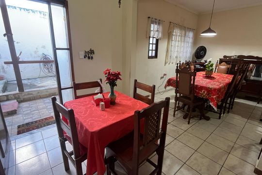 Casa à venda com 3 quartos, 275m² em Chácara da Barra, Campinas