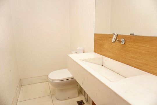 Lavabo de apartamento à venda com 4 quartos, 184m² em Santa Lúcia, Belo Horizonte