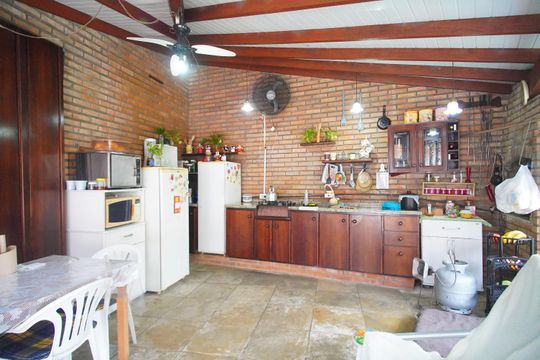 Espaço Gourmet de casa à venda com 4 quartos, 208m² em São Jorge, Novo Hamburgo