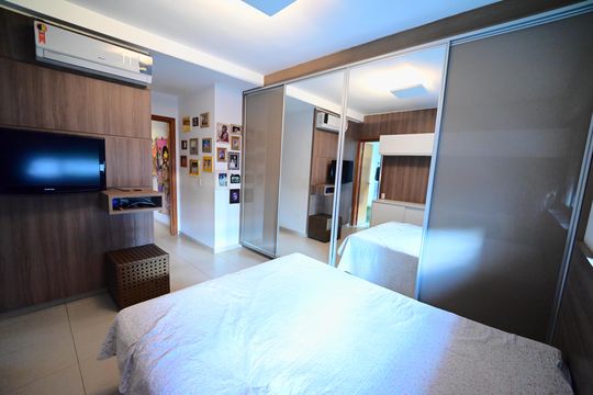 Apartamento à venda com 4 quartos, 162m² em Setor Bueno, Goiânia