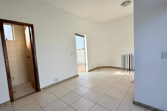 Apartamento à venda com 2 quartos, 150m² em Itamarati, Belo Horizonte