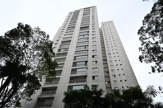 Fachada de apartamento à venda com 2 quartos, 96m² em Vila Andrade, São Paulo