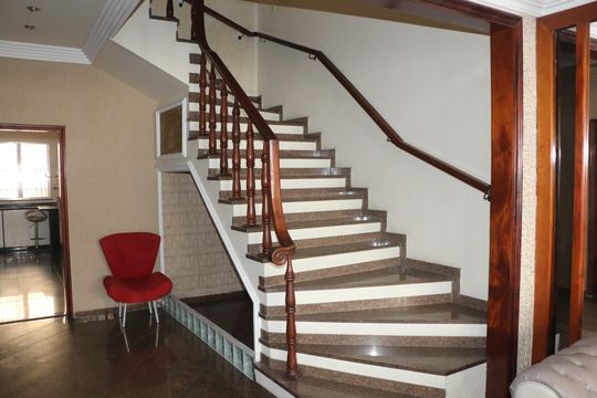 sala de casa para alugar com 3 quartos, 500m² em Caonze, Nova Iguaçu
