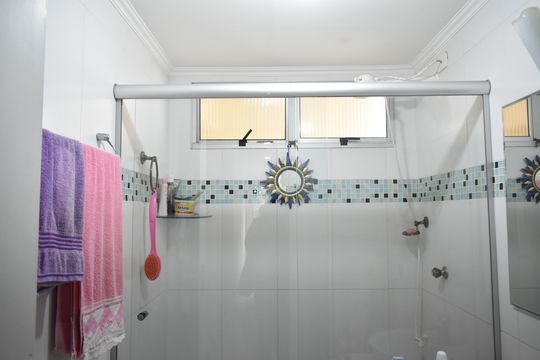 Banheiro de apartamento à venda com 1 quarto, 40m² em Vila da Saúde, São Paulo