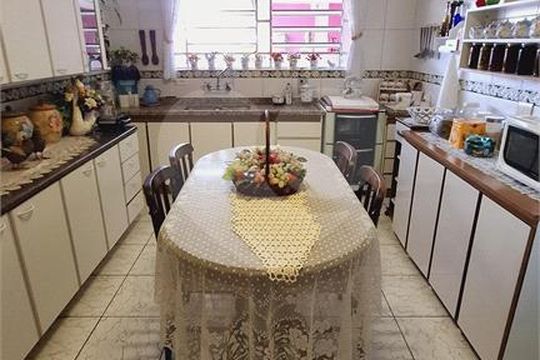 Casa à venda com 2 quartos, 178m² em Terceira Divisão de Interlagos, São Paulo