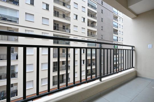 Varanda de apartamento para alugar com 2 quartos, 43m² em Jardim Tres Irmaos, Taboão da Serra